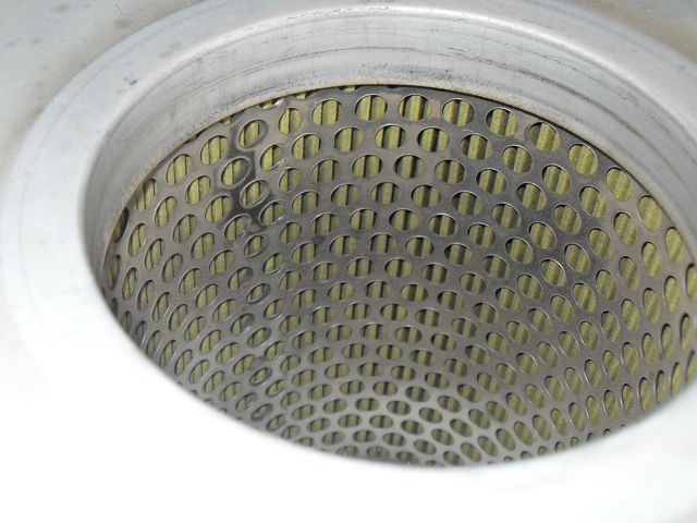 dust-inside-cheap-filter